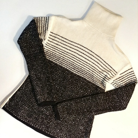 Athleta Sweaters - Athleta Fireside Merino Wool Turtleneck Sweater